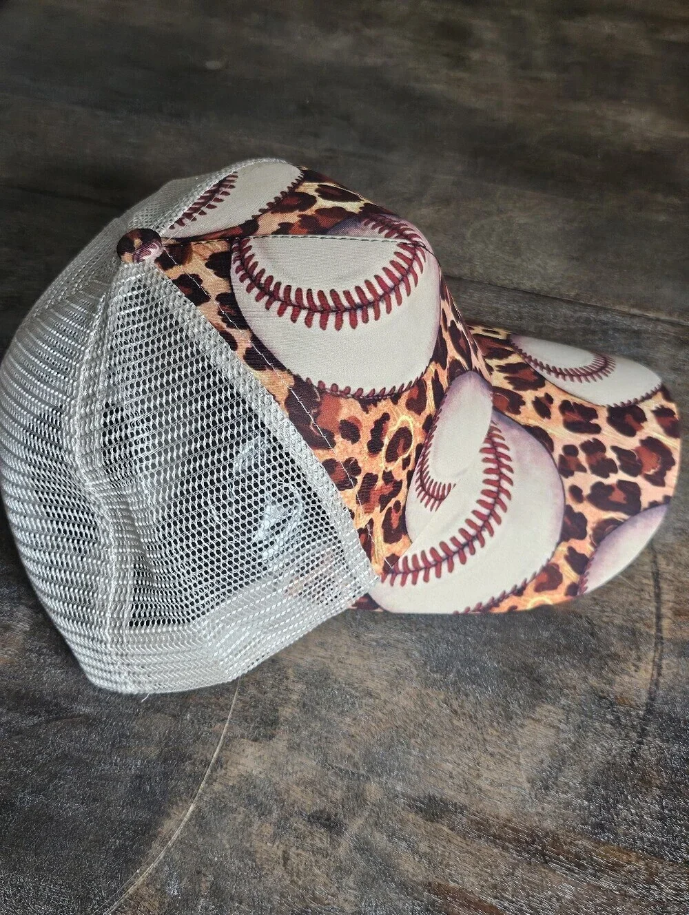 NWT Beseball And Leopard Print Trucker Hat